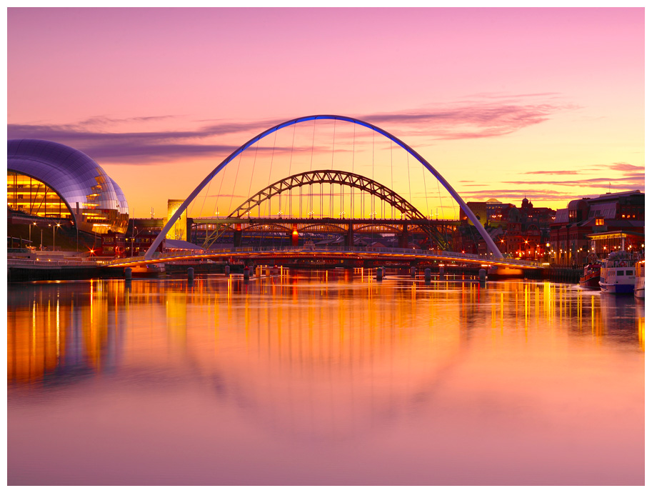 Bridges over the River Tyne, print 13 in Colour