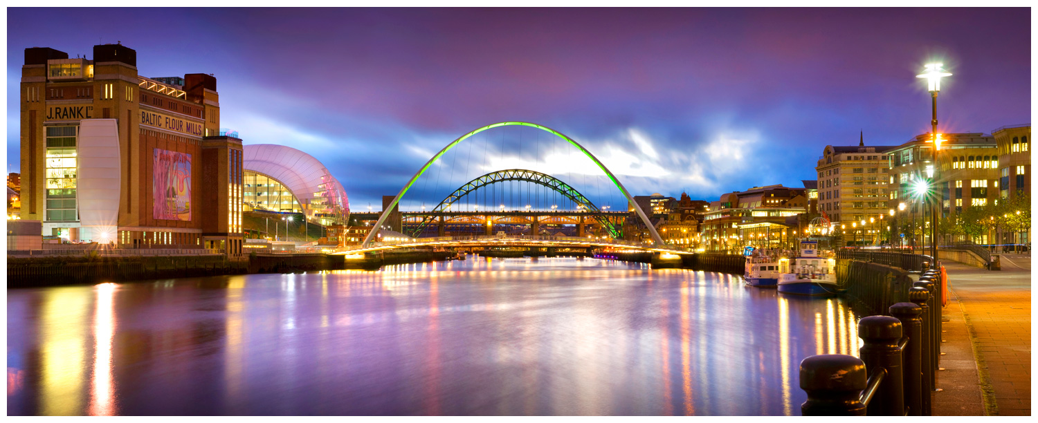 Newcastle and Gateshead Bridges, print 44 in Colour