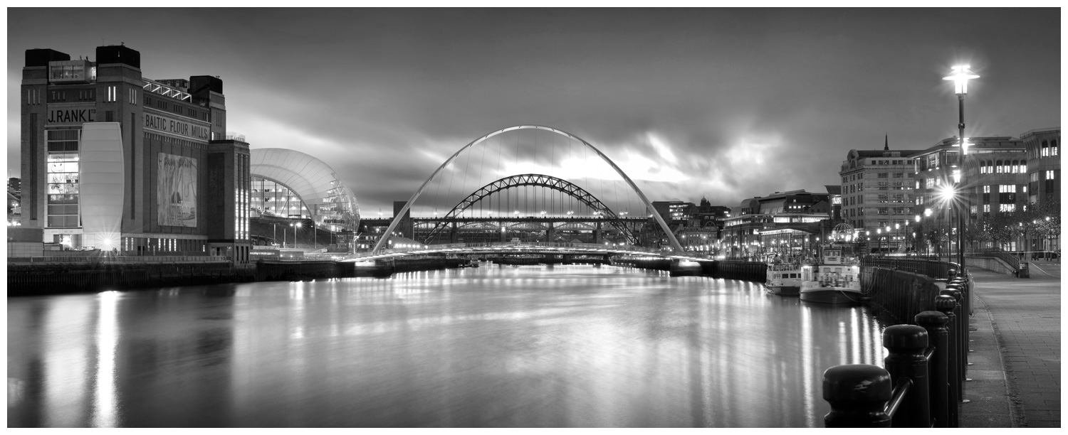 Newcastle and Gateshead Bridges, print 44 Black and White